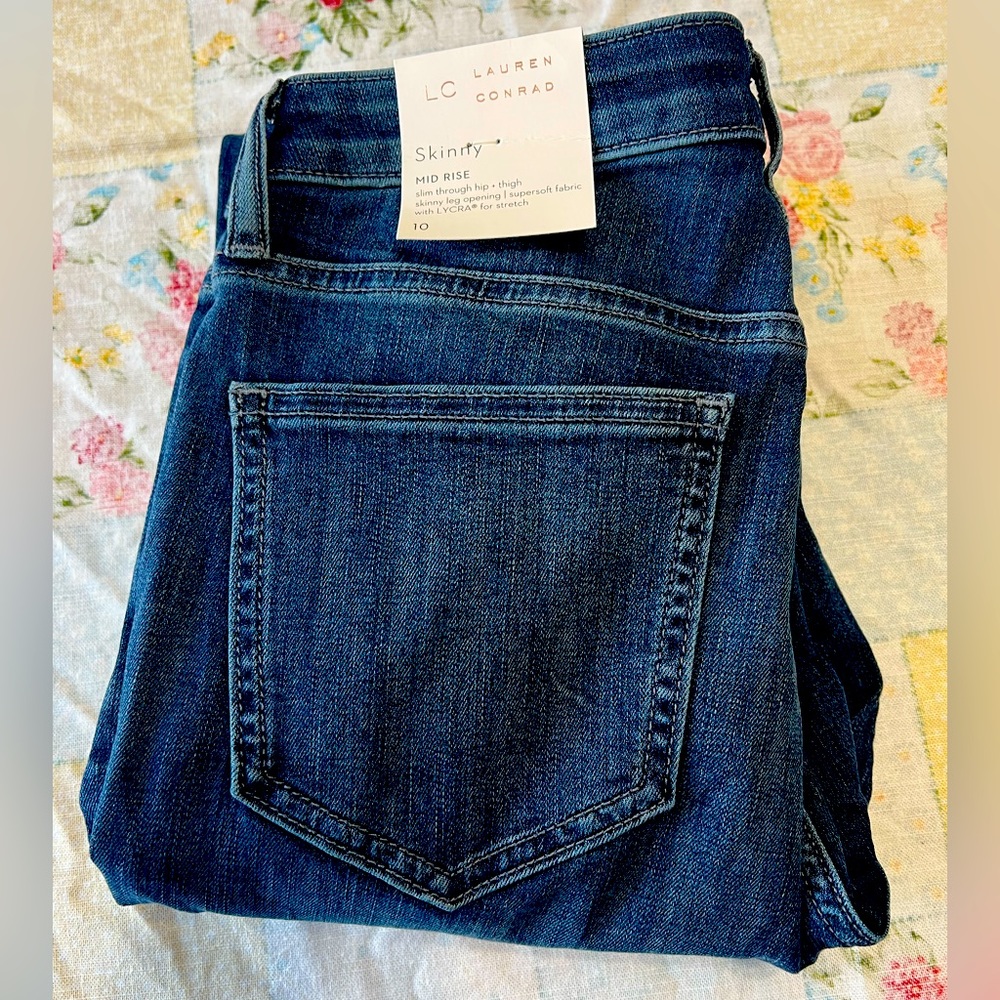 Lauren Conrad Skinny Mid-Rise Size 10